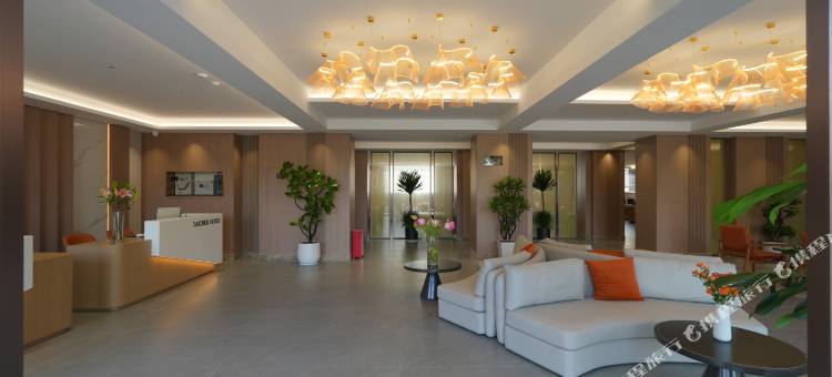 泰辰国际假日酒店图片