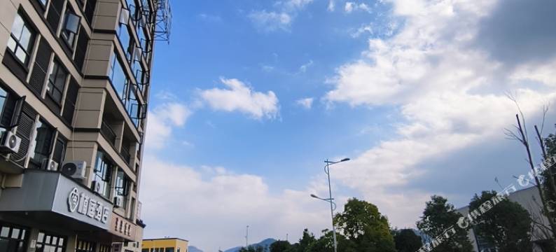 文雅酒店(安顺西高铁站店)图片