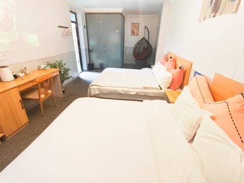 鹿苑民宿(开封龙亭店)