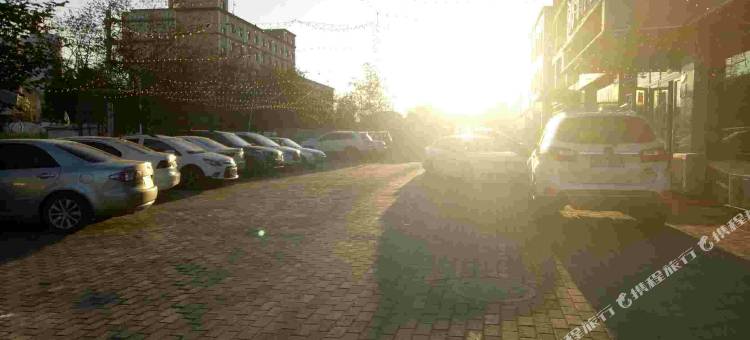 五家渠彩门酒店图片