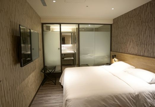 City Suites Taoyuan Station Hotel Overview