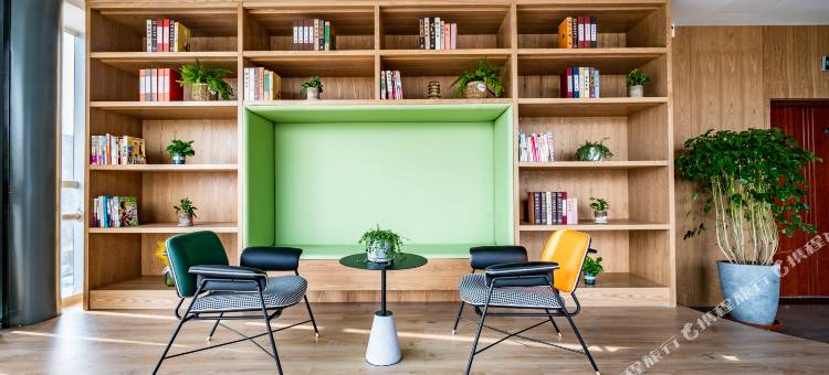 秋果酒店(锡林浩特维多利广场盟中心医院店)图片