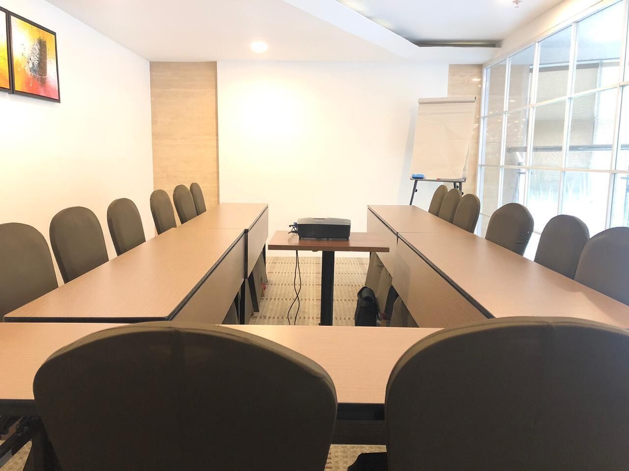 Verse Luxe Hotel Wahid Hasyim Hotel Overview