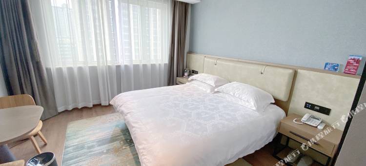 M·喆缦智能轻奢酒店(衢州国金中心水亭门店)图片