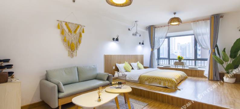 甜宅coco精品酒店(石家庄新百广场万象城店)图片