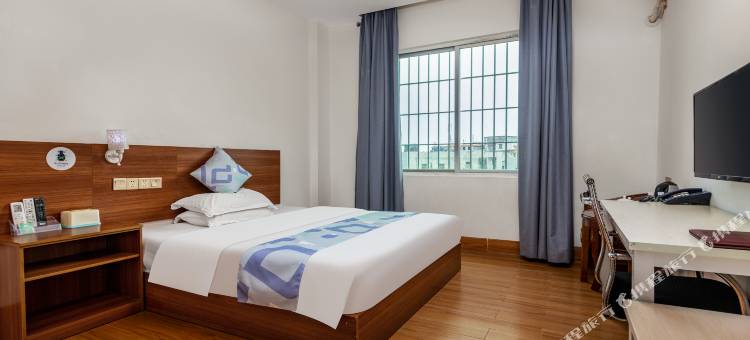 轻住悦享酒店(湛江硇洲岛德喜商场店)图片