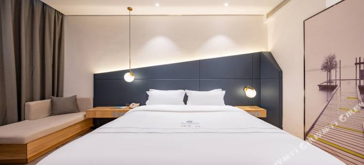 诗曼·汀酒店(华茂万商城店)图片