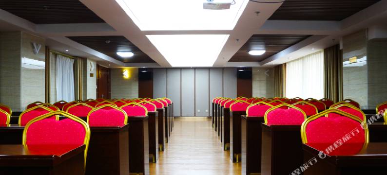 酒泉成林大酒店图片