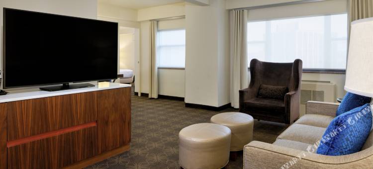 匹兹堡市中心希尔顿逸林套房酒店(DoubleTree by Hilton Hotel & Suites Pittsburgh Downtown)图片