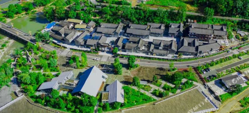 诺水河九个院子温泉民宿酒店图片