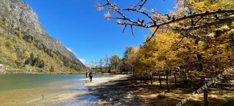 理县隐漫星辰酒店图片