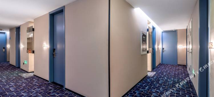 易佰酒店(北京朝阳高铁站大悦城店)图片