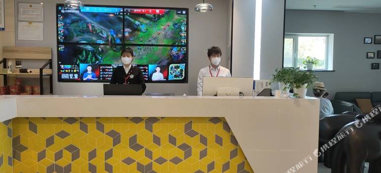 格林电竞酒店(威海青岛北路大润发店)图片