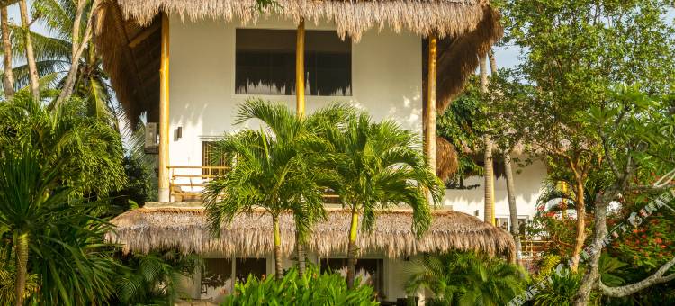 萨拉亚海滩旅馆(Salaya Beach Houses)图片