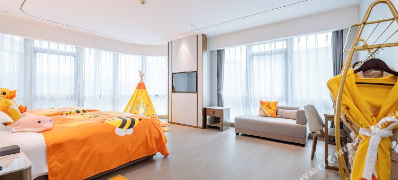 杭州中豪大酒店(钱江新城庆春广场地铁站店)图片