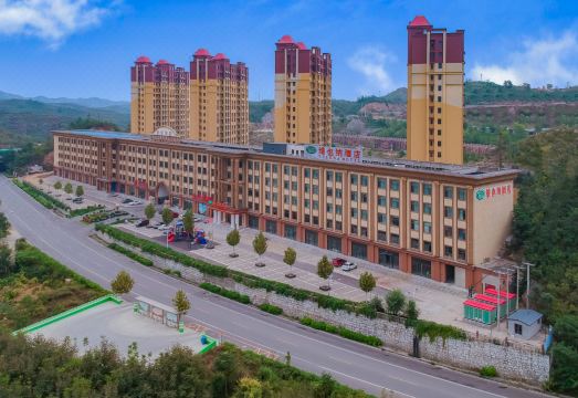 Vienna Hotel (Muping Century Huating Branch) Hotel Overview