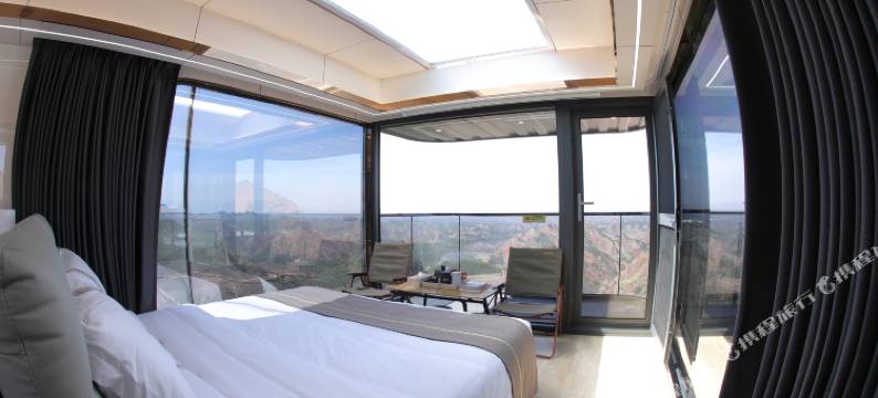 兰州永登水墨丹霞旅游景区悠游心宿图片