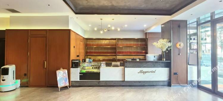 白玉兰酒店(沈阳五爱彩塔夜市店)图片