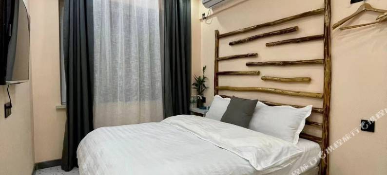 普罗旺斯主题宾馆(本溪火车站店)图片