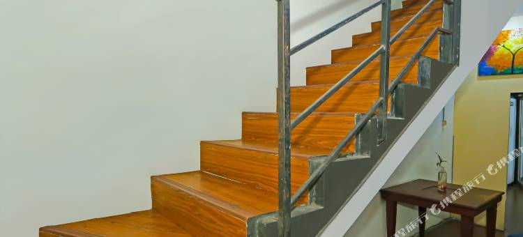 OYO 92262 宿布布尔背包客家庭旅馆(Backpacker Homestay Jatisampurna Redpartner)图片