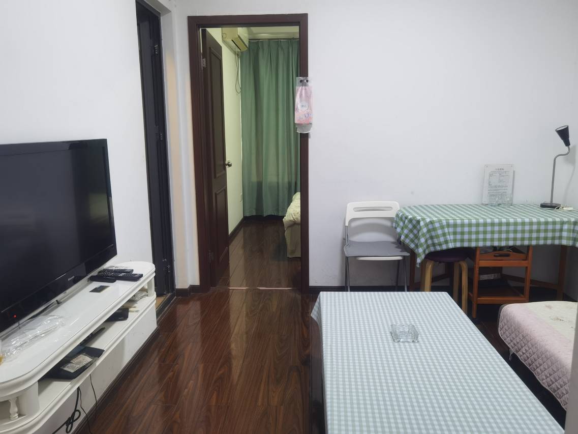 爱丁堡公寓(苏州合景领汇店)