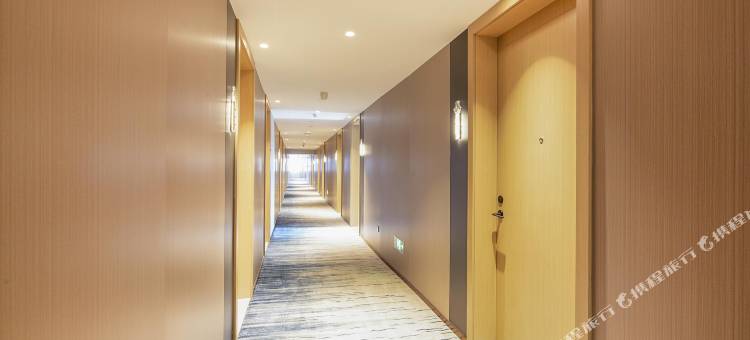 白玉兰酒店(石家庄白求恩国际和平医院五十四所生活区店)图片