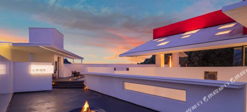 山野拾间·野奢天然温泉民宿(昆明阳宗海度假区店)图片