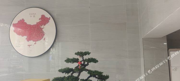 君菲假日酒店式公寓(湛江高铁西站店)图片