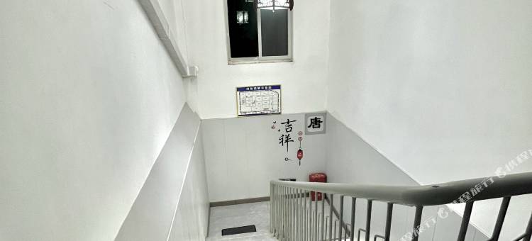 骏怡酒店(洛邑古城店)图片