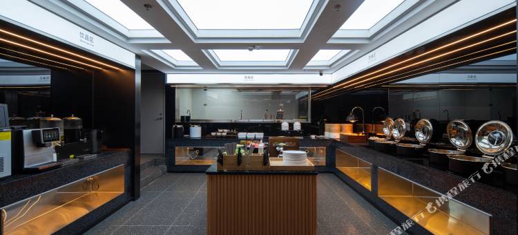 FF设计师酒店(贵阳大十字中山西路地铁站店)图片