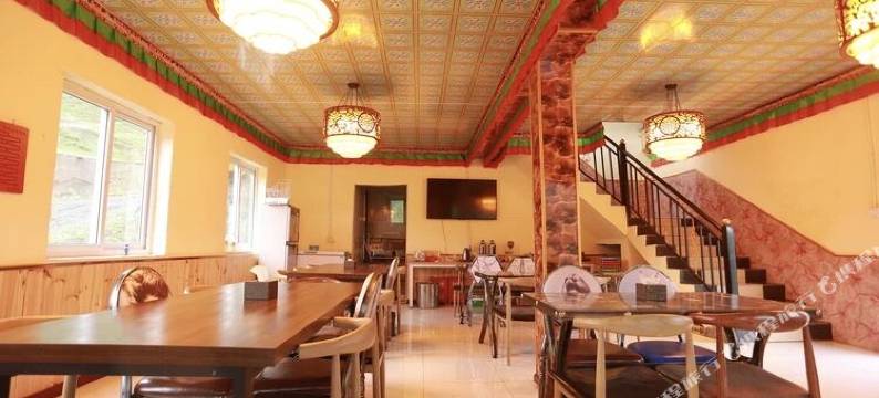 康定食巴适酒店图片