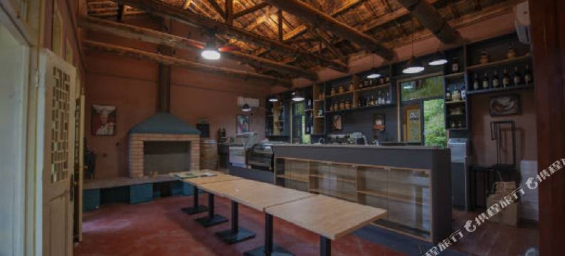 建宁梨花驿站(托斯卡纳庄园店)图片