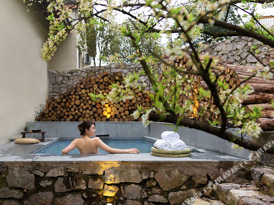 壹方溪汤宿(万峰林景区下纳灰店)