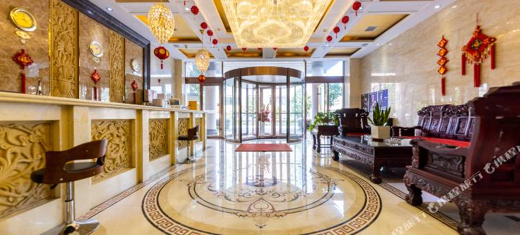 途窝假日酒店(华亭汽车站客运中心店)图片