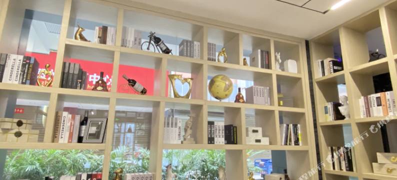 柏林酒店(贺州学院店)图片