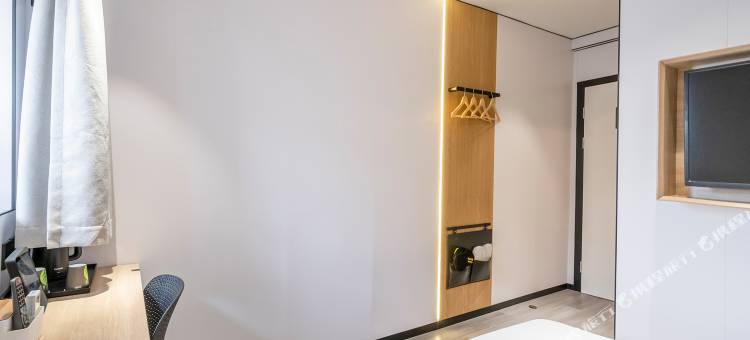 青季酒店MINI(成都红牌楼地铁站店)图片