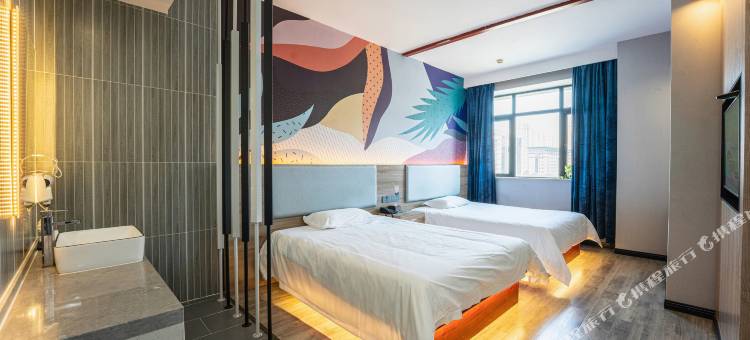 派酒店(长沙友谊路地铁站店)图片