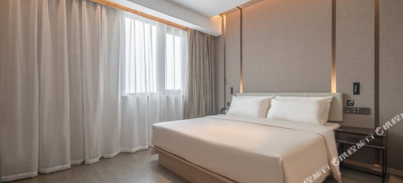 泰州老街茂业天地亚朵酒店图片