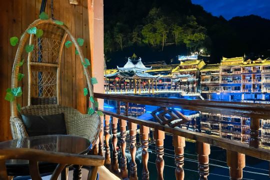 凤凰古城福源江景民宿预订价格,联系电话位置地址【携程酒店】