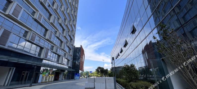咕居·城市影院民宿(绍兴柯桥万达店)图片