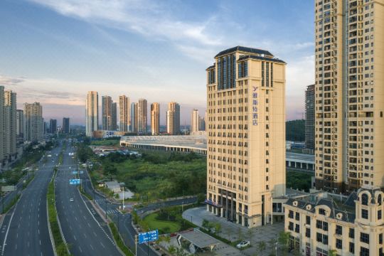 雅斯特酒店(南宁五象湖公园店)预订价格,联系电话位置地址【携程酒店