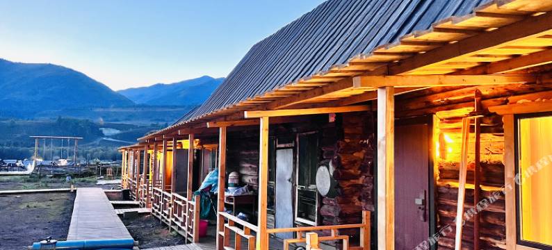 山野一墅·雪山观景度假民宿(禾木风景区店)图片