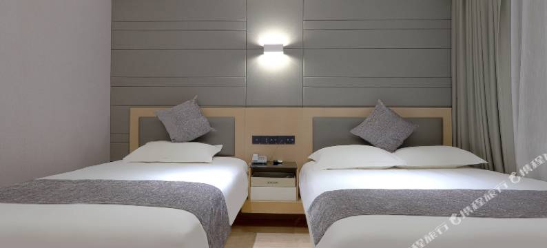 恺顿假日酒店(苏州拙政园店)图片