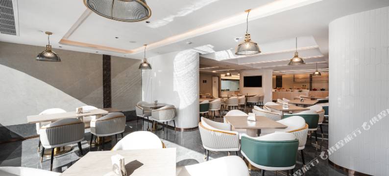 厦门高崎机场成功大道亚朵酒店图片