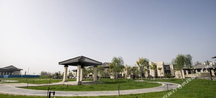 阿拉尔塔河观澜酒店图片