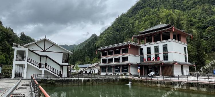 长阳桥河酒店图片