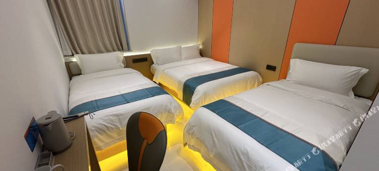 石榴酒店(环球度假区临河里地铁站店)图片