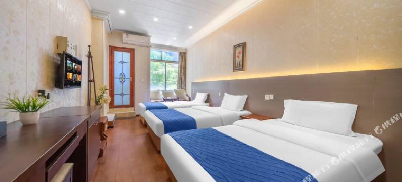 重庆九龙商务酒店(扬家坪轻轨站动物园店)图片