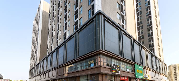 美豪·逸住精选LOFT公寓(沈阳南站体育学院店)图片