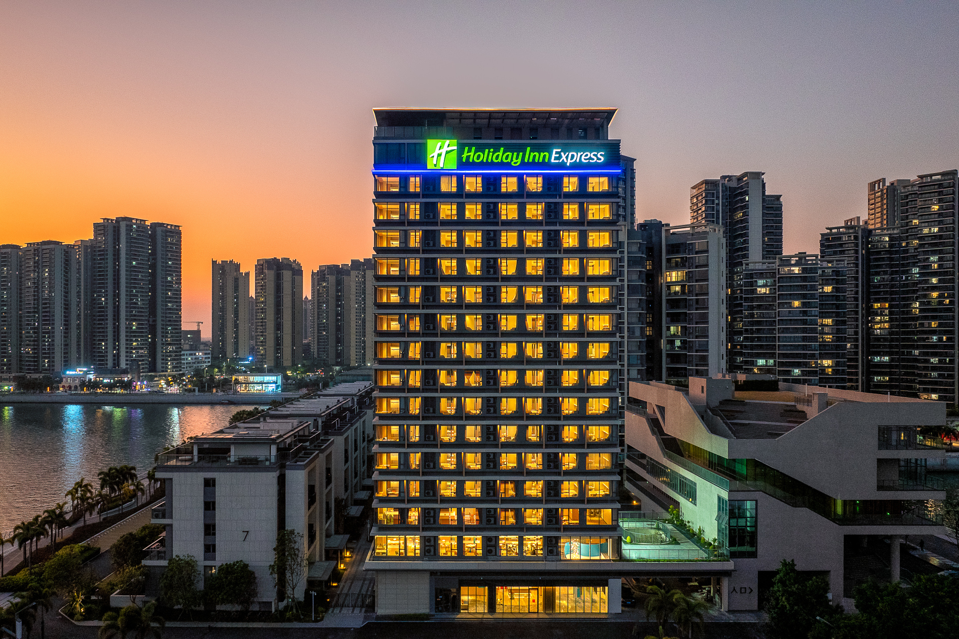 Holiday Inn Express ZHANJIANG COAST by IHG Over view